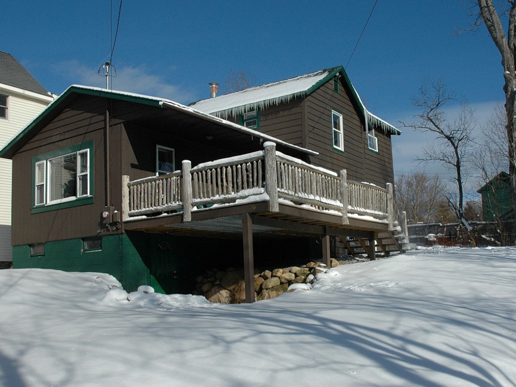 winterhouse2.JPG